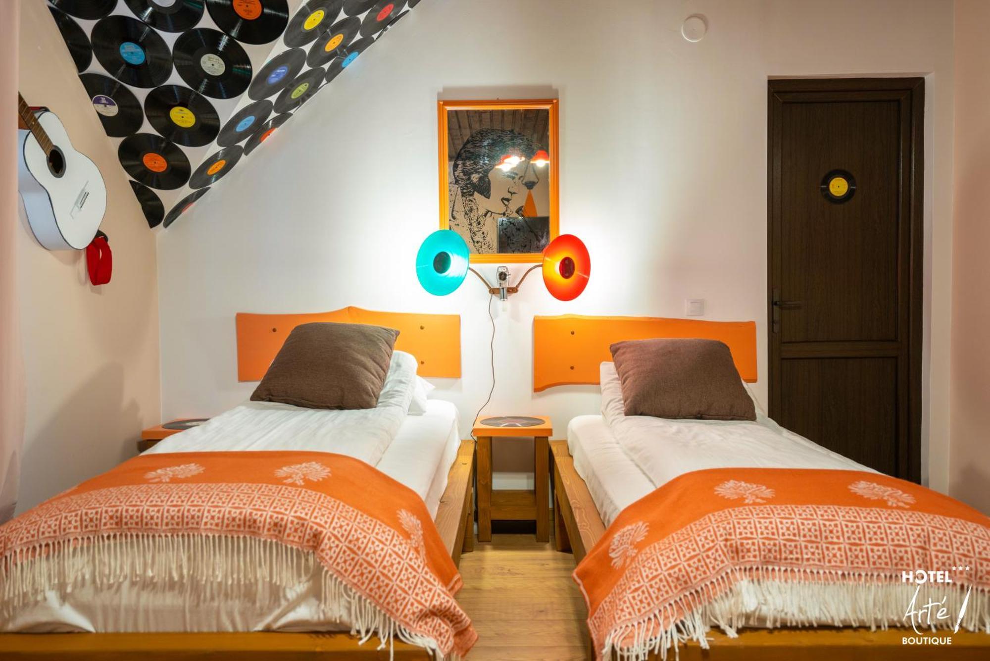 Art'E Boutique Rooms バイレ・トゥシュナド エクステリア 写真